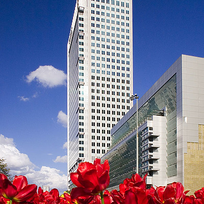 Warsaw Financial Center by Pavel Toczynski