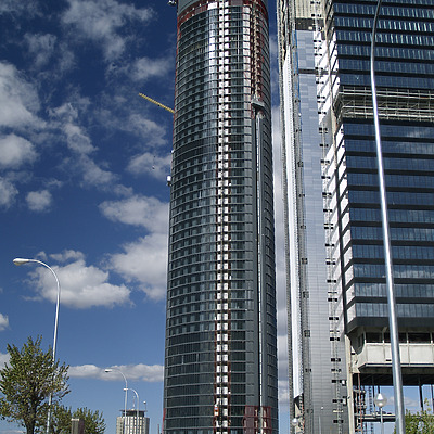 Torre Sacyr Vallehermoso by Cesar Serrano