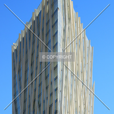 Torre Diagonal Zero Zero by David Guija