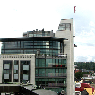 Stenersgata 2 by Kjetil Balog