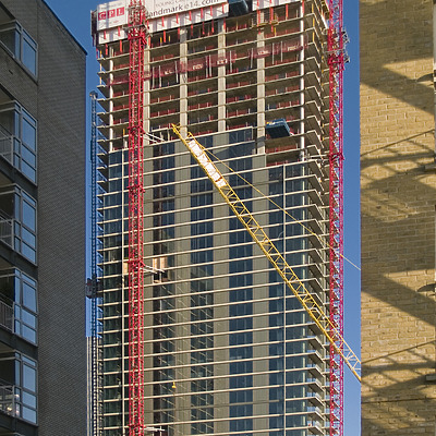 The Landmark East Tower by Cesar Serrano