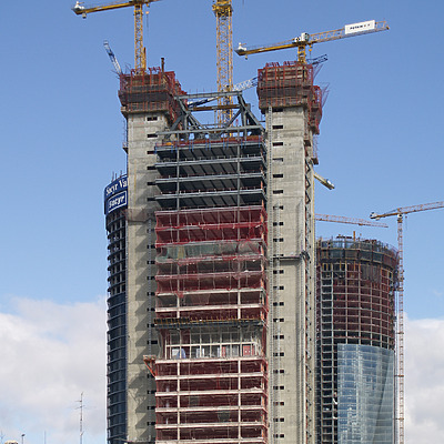 Torre Caja Madrid by Cesar Serrano
