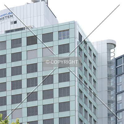 Taunus Tower by Nephilim