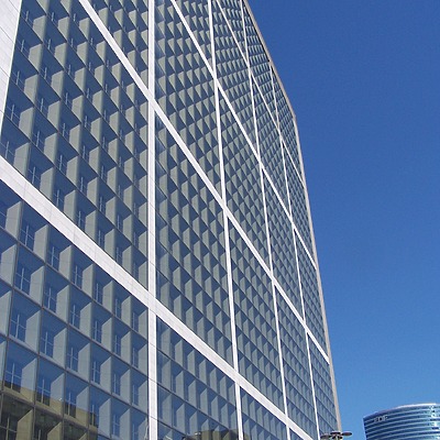 La Grande Arche by Florian Barbier