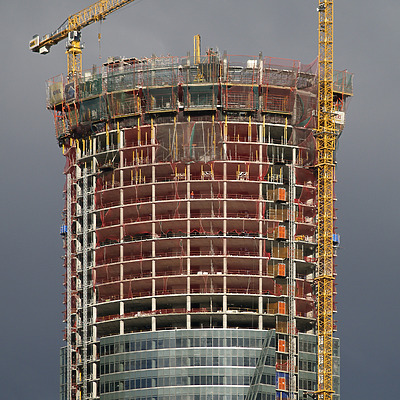 Torre Espacio by Cesar Serrano