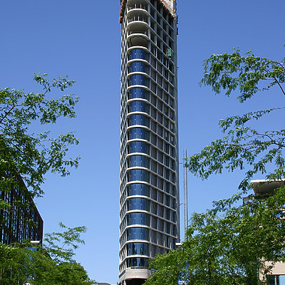 Vesteda Toren by Michiel van Dijk