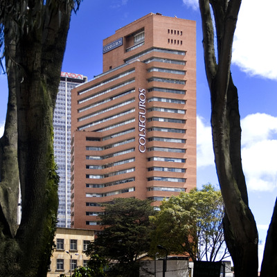 Torre Empresarial Colseguros by Jim Schwartz