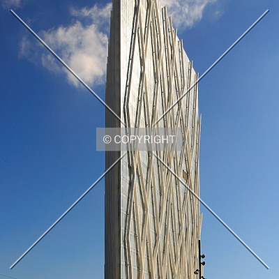 Torre Diagonal Zero Zero by David Guija
