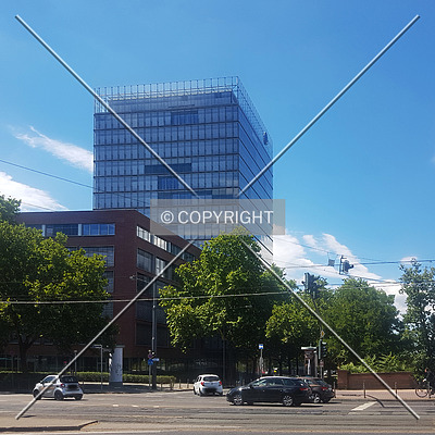 Allianz-Kai by Nephilim