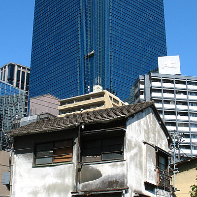 Shinjuku Oak Tower by Kevin Hemphill