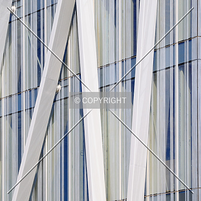 Torre Diagonal Zero Zero by David Guija