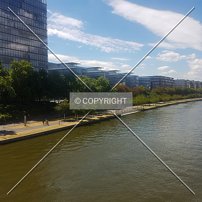 Allianz-Kai by Nephilim