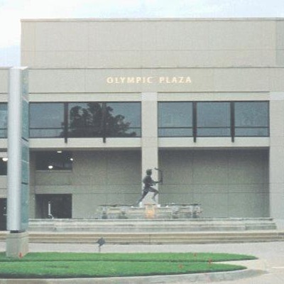 Olympic Plaza Tower by Kevin Lehnhardt