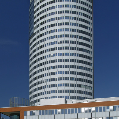 Florido Tower by Cesar Serrano