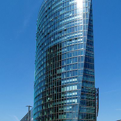 Bahn Tower by Cesar Serrano