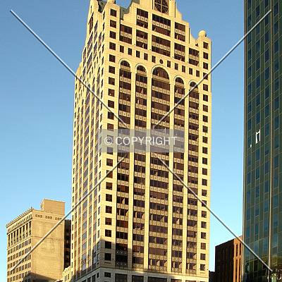 100 East Wisconsin by Chris Patriarca
