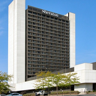 DoubleTree Bloomington Minneapolis South Tower by James Peacock