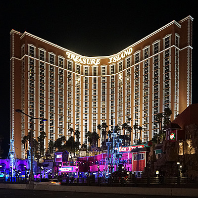 Treasure Island Hotel & Casino by Ryan Hildebrand