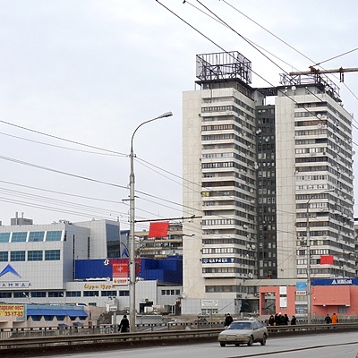 Krasnoznamenskaya 7 by Unknown