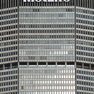 MetLife Building by Nate Lindsey