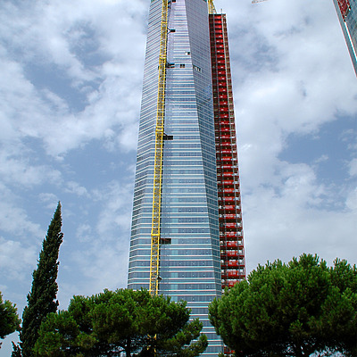 Torre de Cristal by John Bek