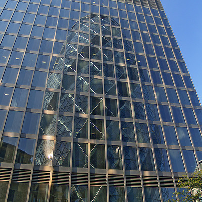 Aviva Tower by Cesar Serrano