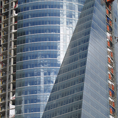 Torre Espacio by Cesar Serrano