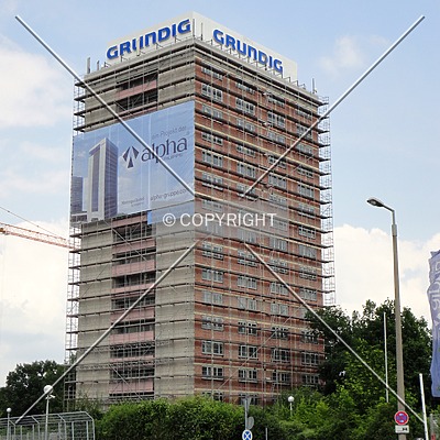 Grundig Hochhaus I by Florian Barbier