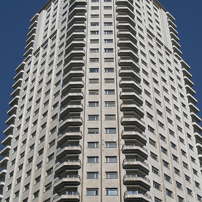 Torre de Madrid by Cesar Serrano