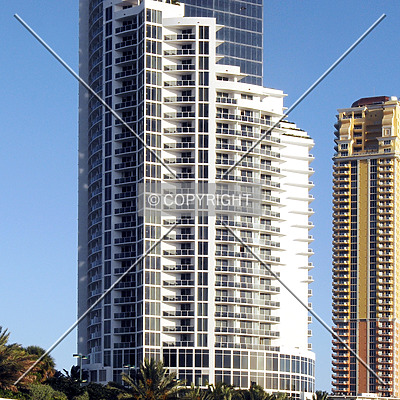Trump International Sonesta Beach Resort by Jorge Molina