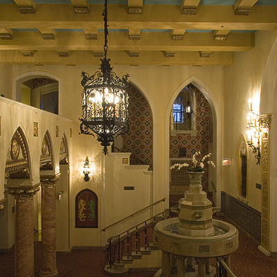 InterContinental Chicago Hotel by Pavel Toczynski