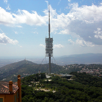Torre de Collserola by Cesar Serrano