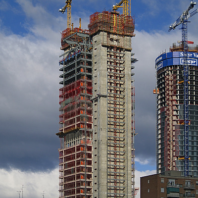 Torre Caja Madrid by Cesar Serrano
