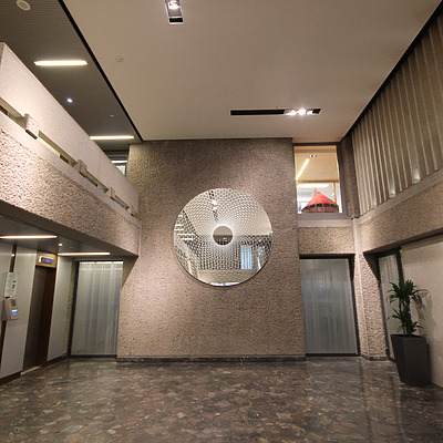 Ind-Eks huset by Kjetil Balog