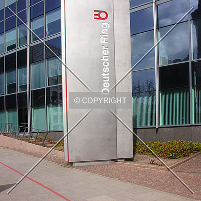 Hochhaus Deutscher Ring by Nephilim