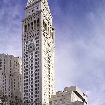 Metropolitan Life Tower by Pavel Toczynski
