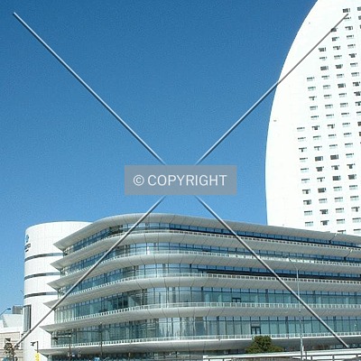 Yokohama Grand InterContinental Hotel by Andrew Stewart