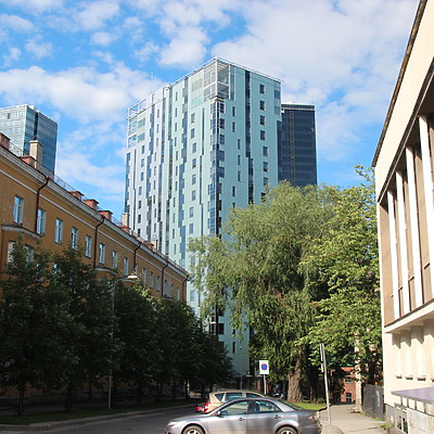 Maakri Maja by Kjetil Balog