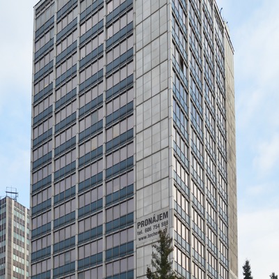Administration Complex Sumavska by Huopa