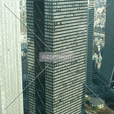 Shinjuku Mitsui Building by Andrew Stewart