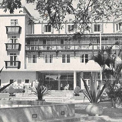 Hotel Avila by Thomsen-Ellis-Hutton Co.