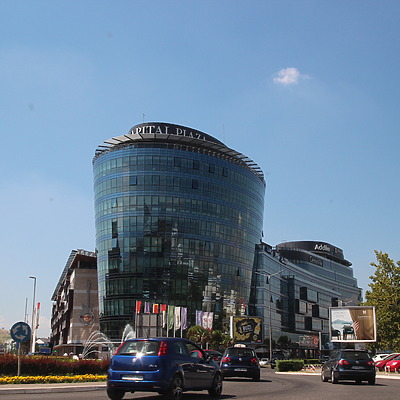 Atlas Capital Center by Kjetil Balog