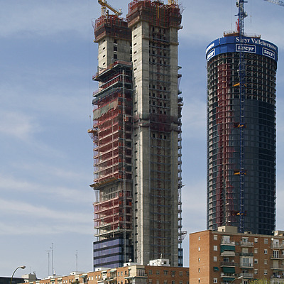 Torre Caja Madrid by Cesar Serrano