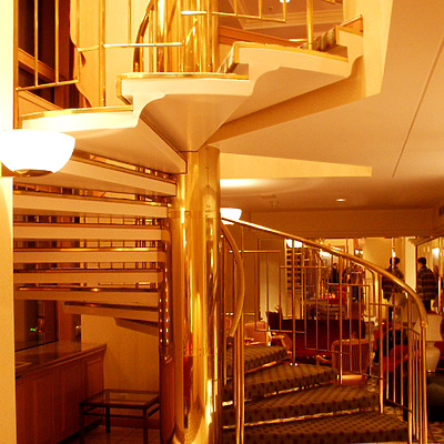 Centrum LIM by Marshall Gerometta