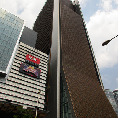 Menara 1 Sentrum by Daniel Kieckhefer