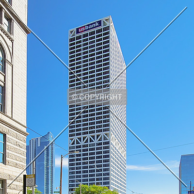 US Bank Center by Ryan Hildebrand