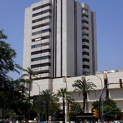 Edificio Unicaja by Cesar Serrano