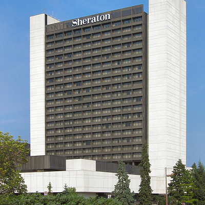 DoubleTree Bloomington Minneapolis South Tower by James Peacock