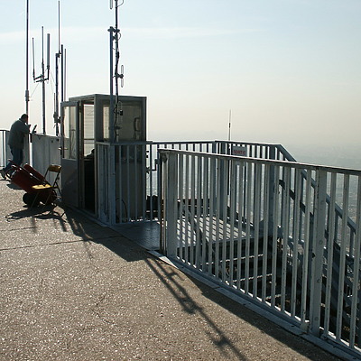 Tour Montparnasse by Daniel Kieckhefer