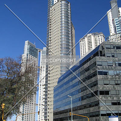 Mulieris torre Norte by Maximiliano Buono